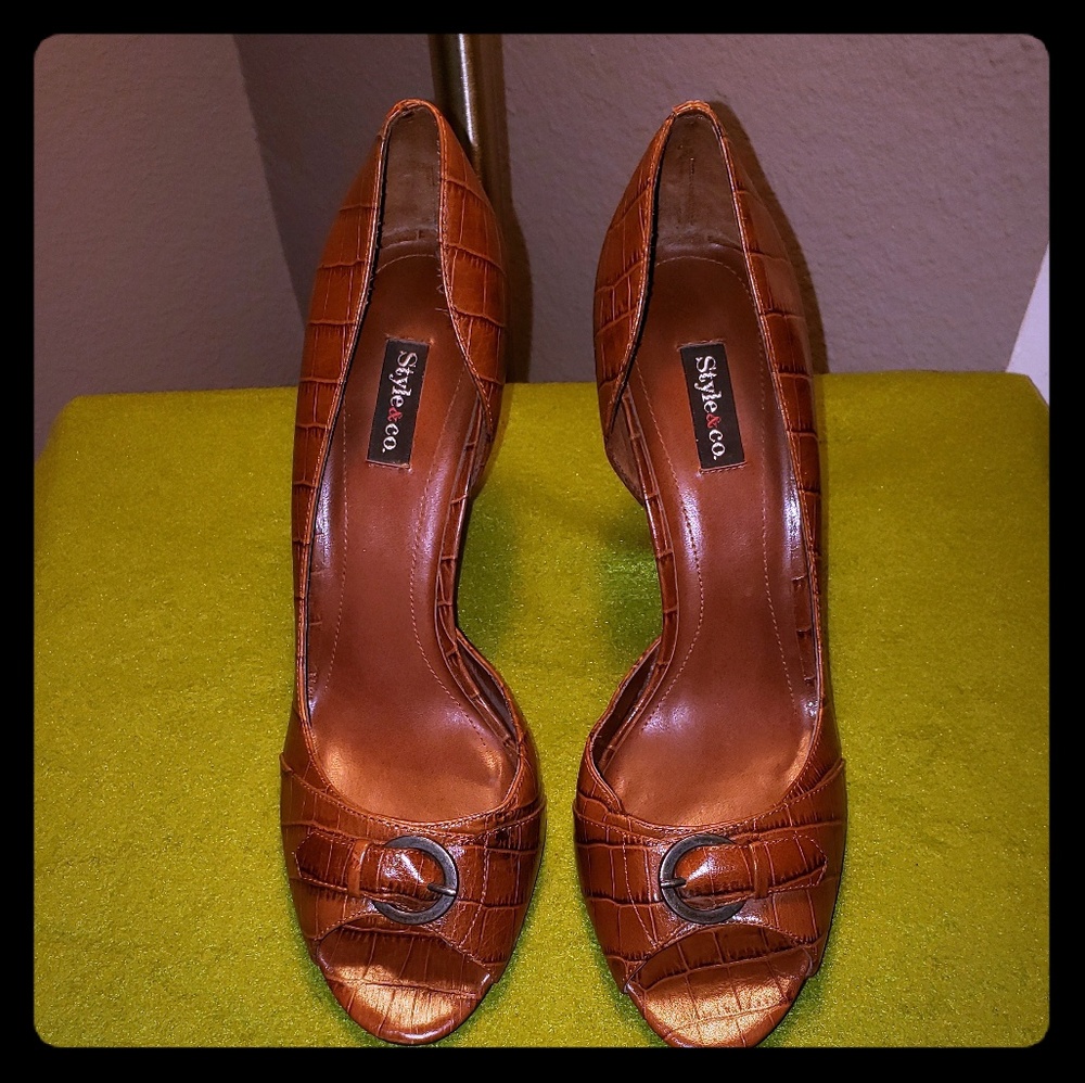 Style & Co Pumps